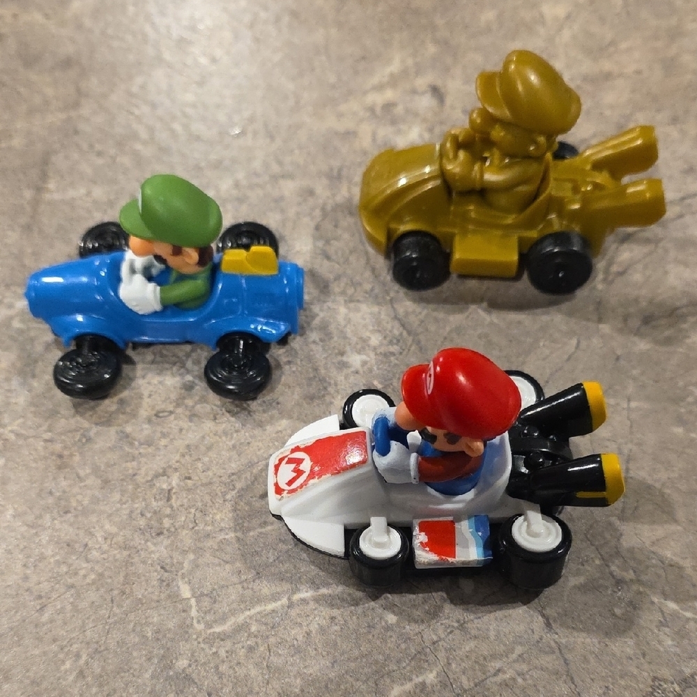 (J64) Nintendo Mario Kart Racing Trio - Red, Blue, Gold (3 Car Bundle Set)